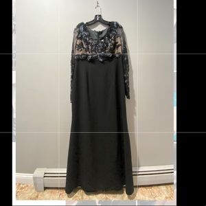 14W Black Tie Evening Dress